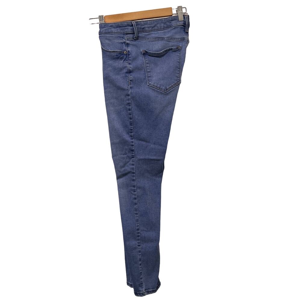 Old Navy Rockstar Super Skinny Jeans Blue Size 12